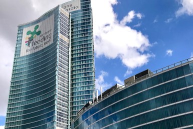 Palazzo Lombardia - ArquiTravel - I.M. Pei - Milán - Italia