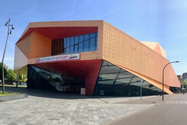 Ágora - ArquiTravel - UNStudio - Lelystad - Holanda - Arquitectura Deconstructivista